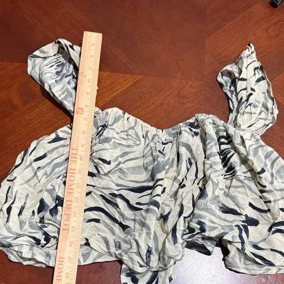 Stone Cold Fox holy tube corset Blue and Cream abstract Print Blouse - Picture 6 of 6